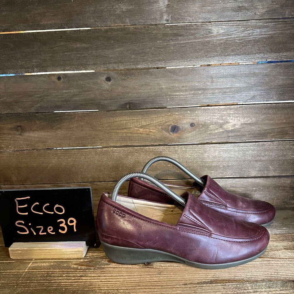 Womens Ecco Purple Leather Slip On Mini Wedge Comfort Shoes Loafers Size 39 US 8